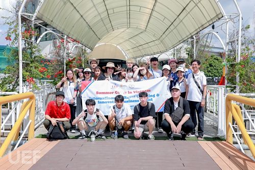 Taiwanese students and UEFers explore the Mekong Delta