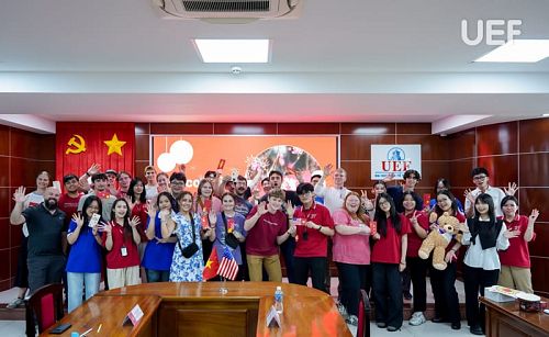 UEFers strengthen bond with international friends through exchange activities with U.S students