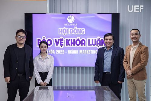 K22 Marketing students to graduate ahead of schedule with success in thesis defense
