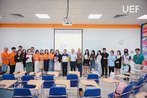 UEFers inspired to serve the community and the social contribution spirit