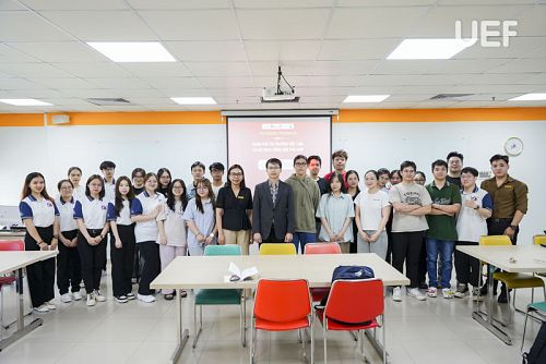UEFers discover labor market in the new era at FOE Proskill Training session 4