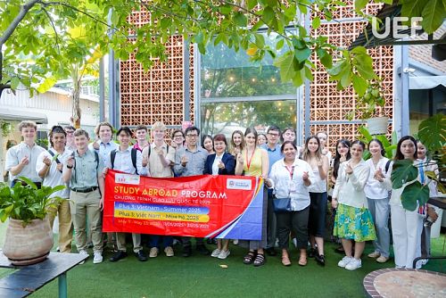 Plus 3 students kick off field learning with a visit to GreenViet’s sustainable development model