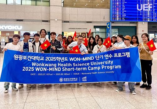 UEFers awarded scholarships to join the international summer camp in South Korea