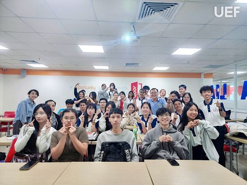 UEF Exchange Asia-Africa Culture Foundation Representative on Japanese Language Teaching Methods