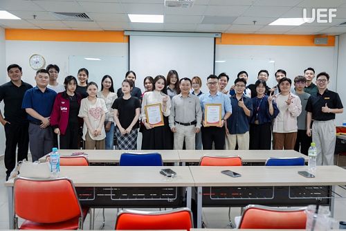 Alumni Mentoring FBA: Students Develop Effective Communication and Impactful Presentation Skills