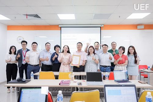 FBA Lecturer Shares PLS-SEM Workflow on R: From Raw Data Processing to Automated Reporting