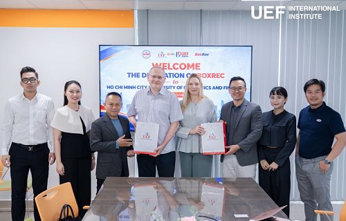 UEF works with representatives of BoxRec to promote the development of Boxing among students