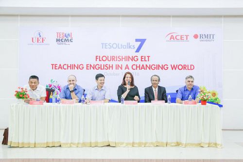 150 English experts, lecturers participate in TESOL Talk at UEF