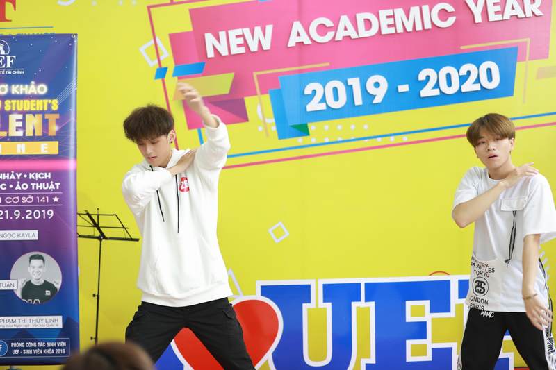 Cuộc thi tài năng tân sinh viên Nhà UEF