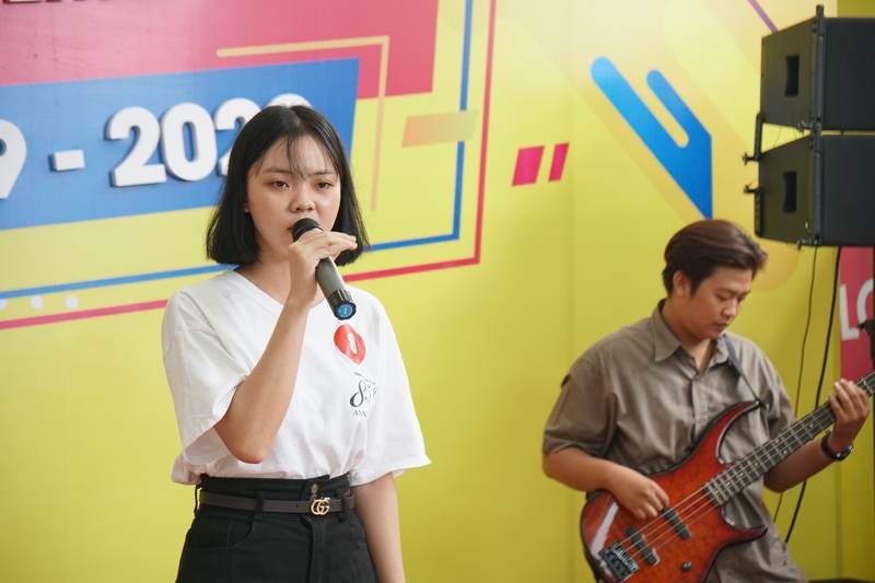 Cuộc thi tài năng tân sinh viên Nhà UEF