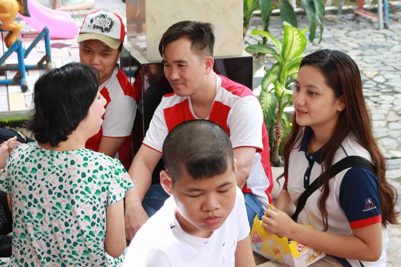 Kết nối yêu thương