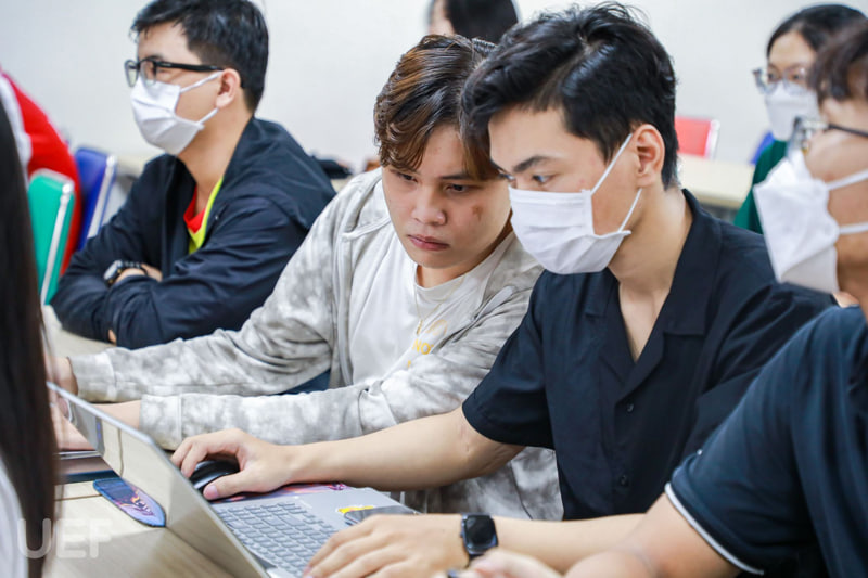 [Young Innovator 2023] Thí sinh được trang bị kỹ năng lập kế hoạch và ...