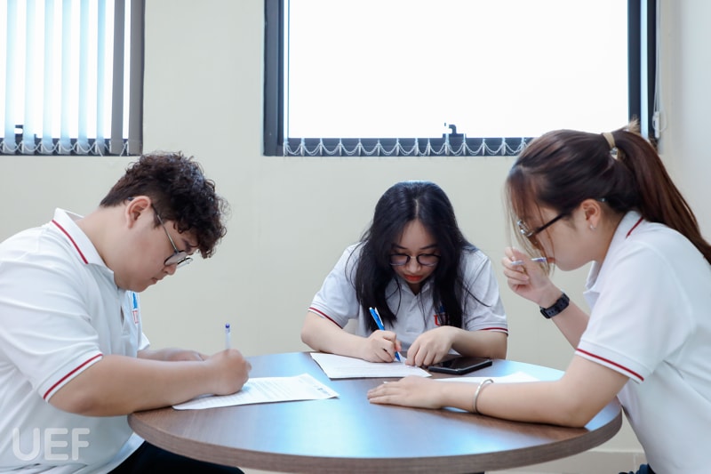 'UEF Young Talent Chef' tìm ra 20 thí sinh xuất sắc, sẵn sàng chinh ...