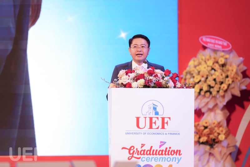 Graduation Ceremony 2024: UEF tự hào về bạn!