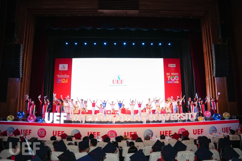 Graduation Ceremony 2024: UEF tự hào về bạn!