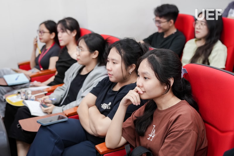 uef dinh huong TMDT%20(3)