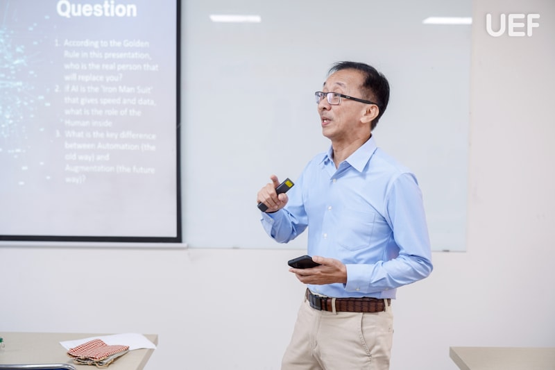 uef lop dong giang TMDT%20(5)