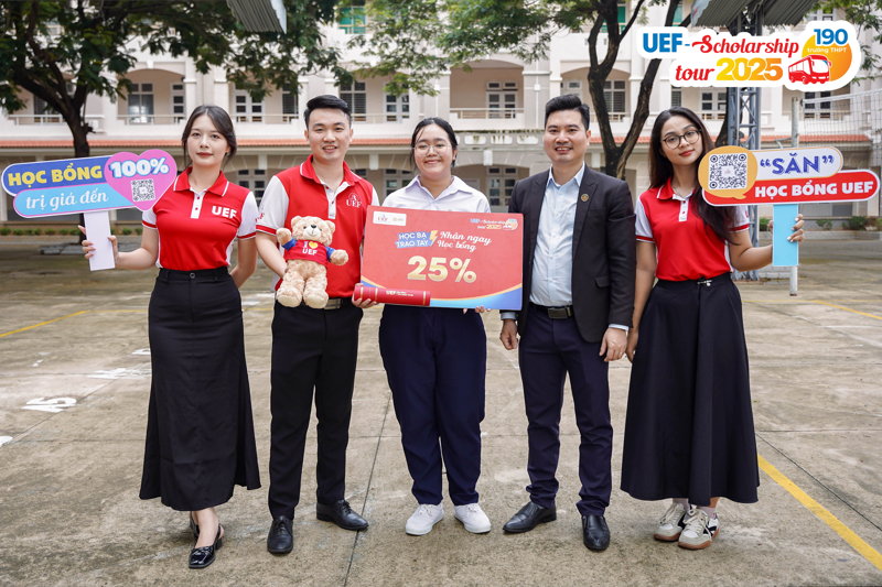 UEF đến Vũng Tàu trao iPad cho học sinh trúng thưởng minigame trong phiên livestream trên TikTok 8 traoIpad VungTau 7