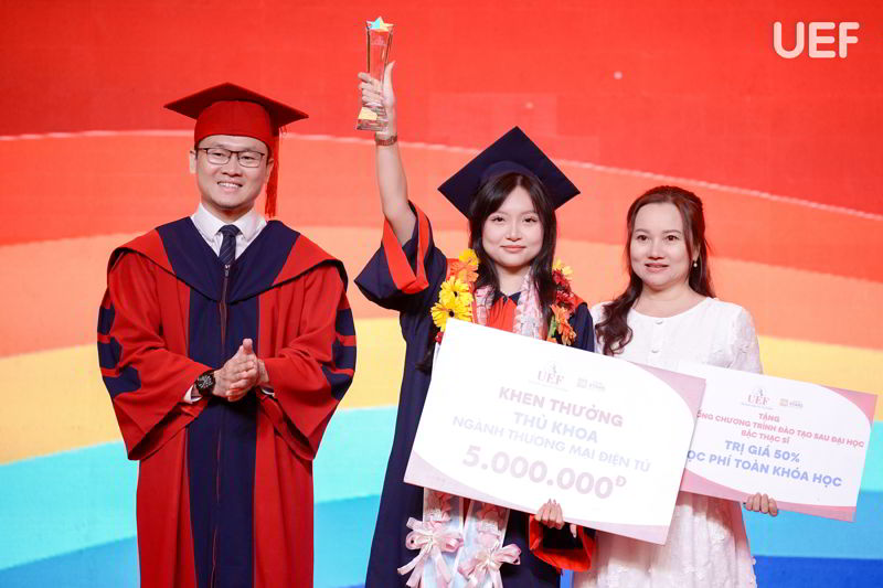 Graduation Ceremony 2025: UEF tự hào về các tân Tiến sĩ, tân Thạc sĩ ...