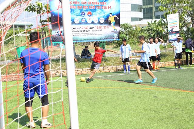 giải bóng đá 10 năm thành lập trường 1