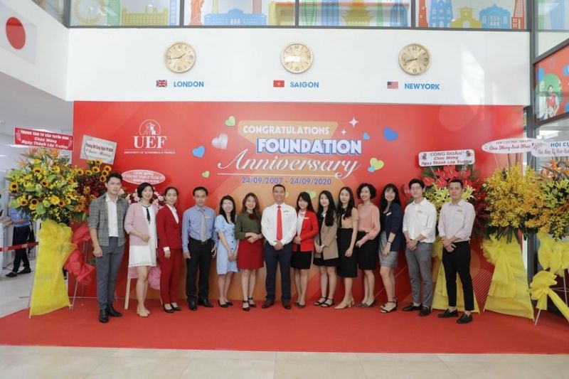 13 năm thành lập UEF