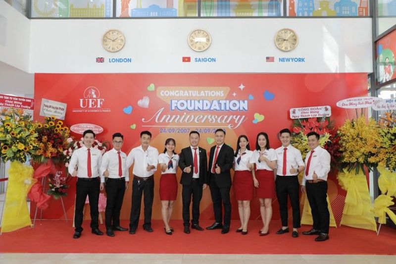 13 năm thành lập UEF