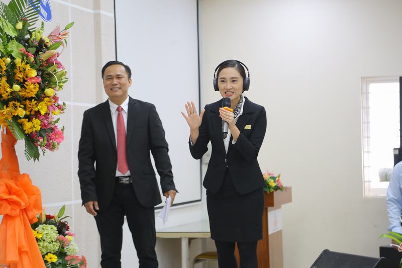 vẻ đẹp công sở 7