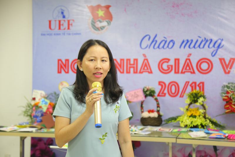 cắm hoa làm thiệp uef 9