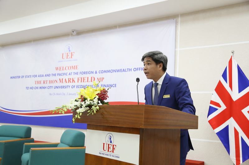 đón quốc vụ khanh Anh