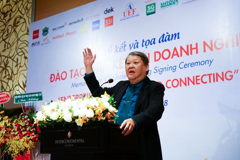 Ký kết doanh nghiệp 2018 26