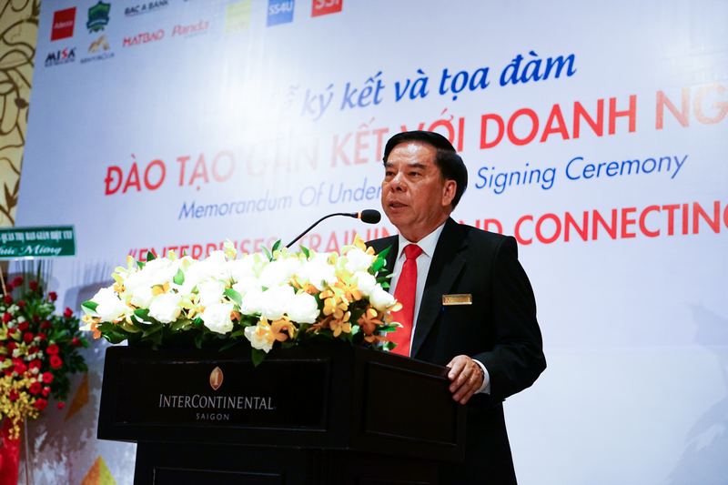 Ký kết doanh nghiệp 2018 14 16