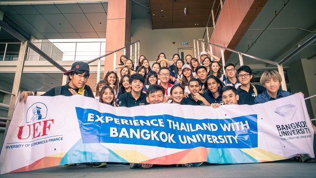 sinh viên UEF xuất ngoại 8
