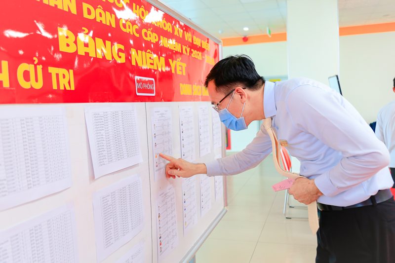 bầu cử mô phỏng tại UEF 4