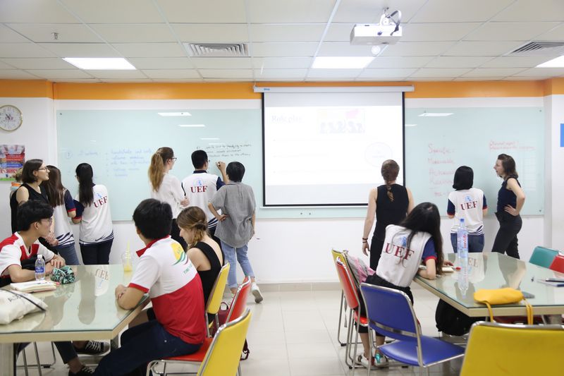 Workshop Cergy Pontoise - UEF 00