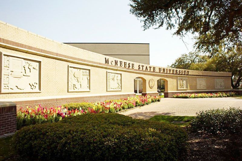 Đại học Mc Neese
