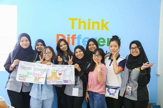 ngành Quan hệ quốc tế UEF