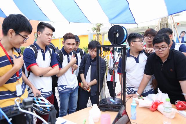 Ngày hội Công nghệ thông tin UEF 4