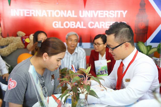 Ngày hội xét tuyển UEF 5