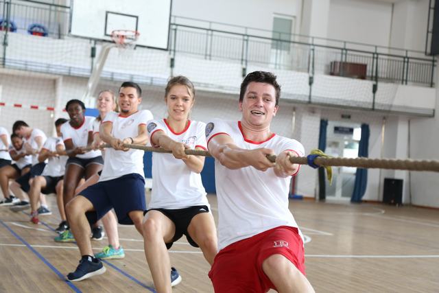 Plus 3 giao hữu thể thao 6