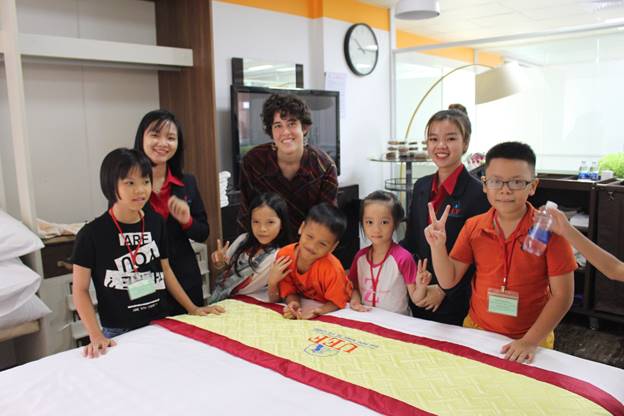 mái ấm truyền tin