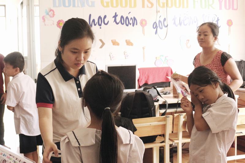 những chú nhím hạnh phúc uef 7