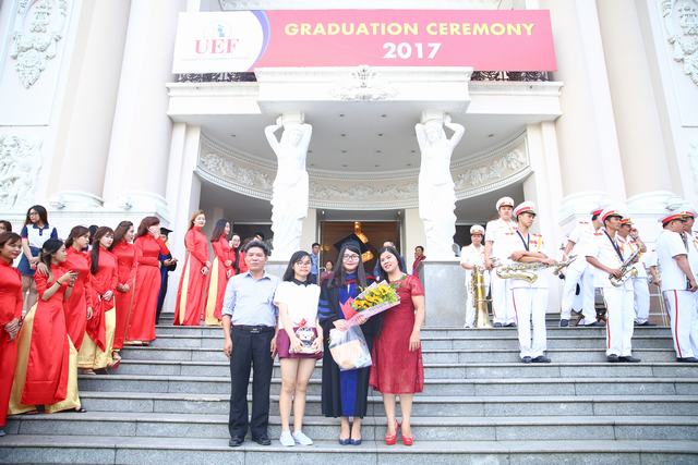 Lễ tốt nghiệp 2017 - UEF 1