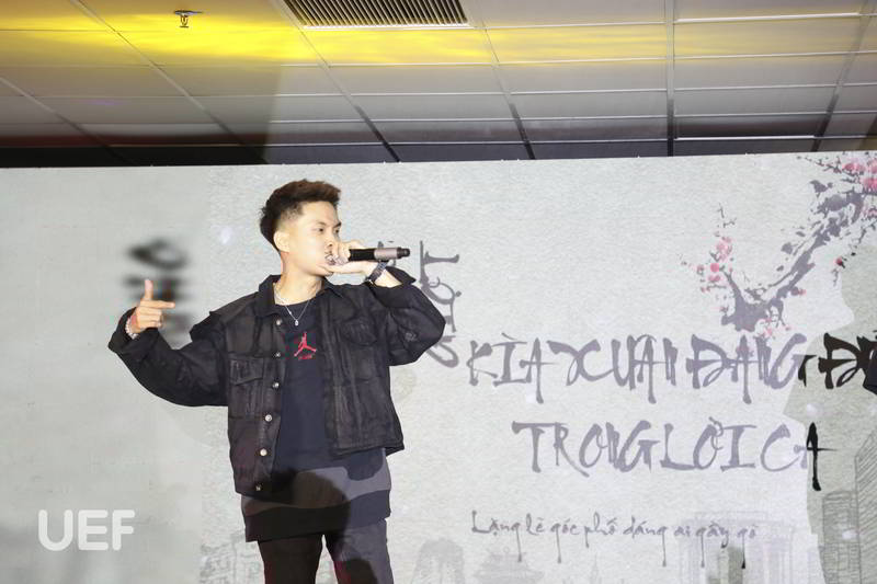 ấm tình thầy trò