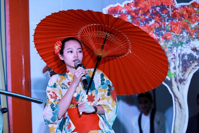 Đêm văn nghệ Ấm tình thầy trò