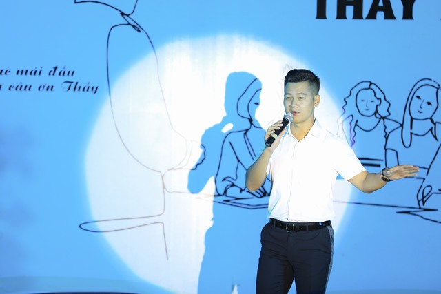 Đêm văn nghệ Ấm tình thầy trò