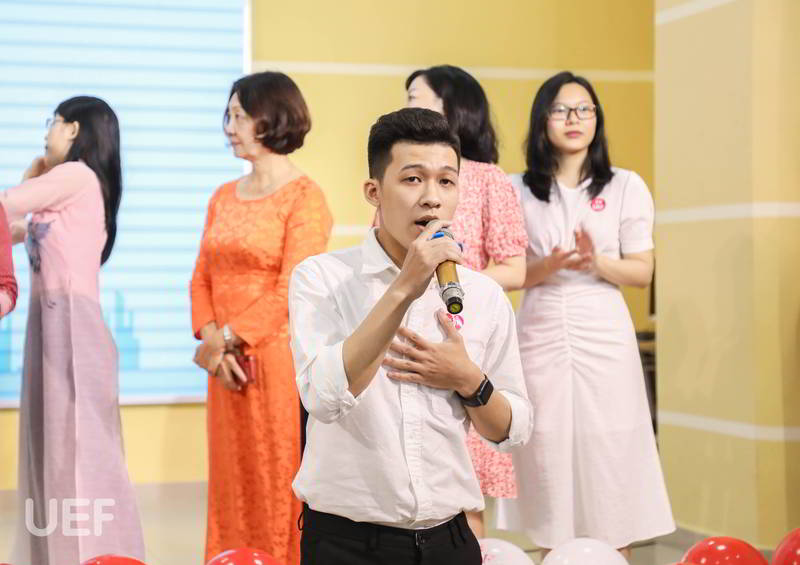 chào tân sinh viên