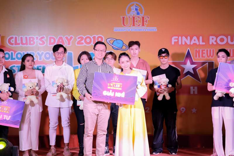 Chung kết cuộc thi tài năng tân sinh viên