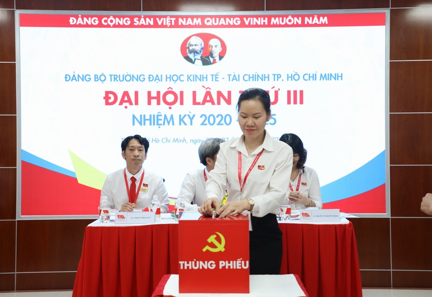 Đại hội Đảng bộ UEF lần thứ 3