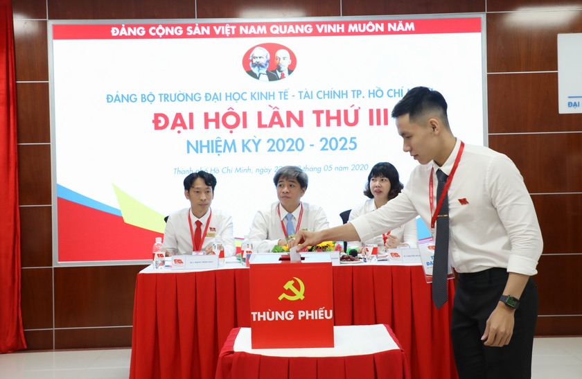 Đại hội Đảng bộ UEF lần thứ 3