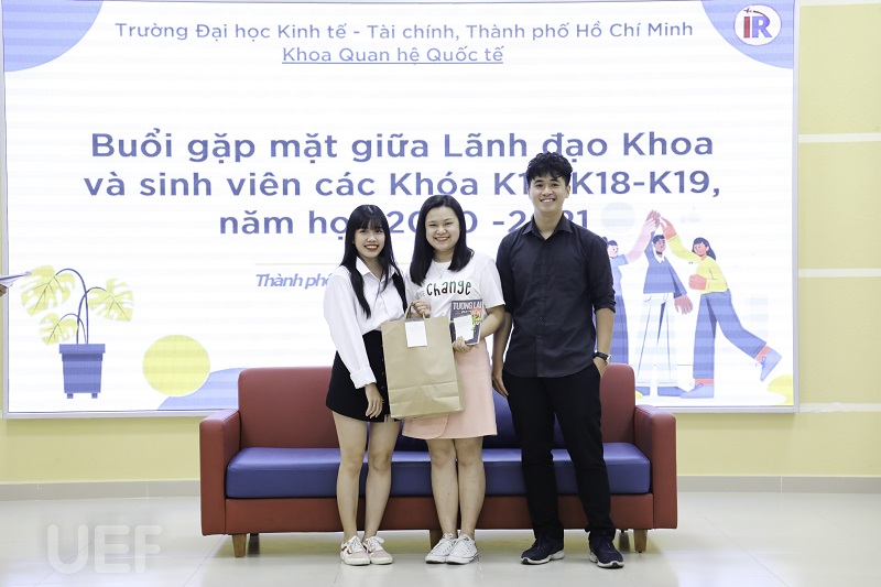 gặp sinh viên đầu năm